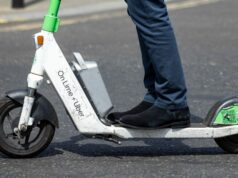 La participación de Uber en la OPI de Lime muestra salario potencial y estrategia comercial
| Tech,Transportation,uber,lime,lime-scooters,ipo,lime-ipo,micromobility,scooters,ride-hailing,investing La participación de Uber en la OPI de Lime muestra salario potencial y estrategia comercial
| Tech,Transportation,uber,lime,lime-scooters,ipo,lime-ipo,micromobility,scooters,ride-hailing,investing
