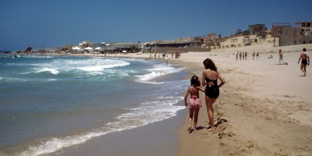 Fotos antiguas de Beirut de los años 1950 a 1970

 | Travel,beirut,lebanon,vintage-photos,history,middle-east,photos,tourism