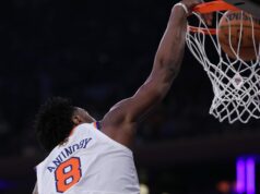 La bola de clavos de las Finales de la NBA de OG Anunoby podría venderse por millones en una subasta
| Sports,Entertainment,nba,knicks,nba-finals,new-york,basketball,new-york-knicks,jalen-brunson,sothebys,sothebys-auction La bola de clavos de las Finales de la NBA de OG Anunoby podría venderse por millones en una subasta
| Sports,Entertainment,nba,knicks,nba-finals,new-york,basketball,new-york-knicks,jalen-brunson,sothebys,sothebys-auction