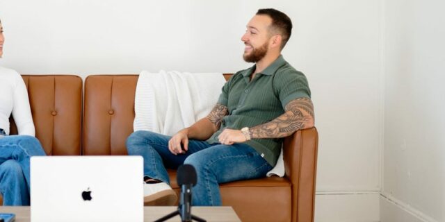 Los millennials financieramente independientes comparten los mejores y peores negocios Los millennials financieramente independientes comparten los mejores y peores negocios secundarios
| Careers,Finance,side-hustles,entrepreneurs,earning-money,gig-work,small-business,affiliate-marketing