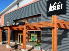 REI recibió una reacción violenta por el anuncio de IA de Instagram y culpó a una herramienta Meta AI
| Tech,rei,meta,ai,advertising REI recibió una reacción violenta por el anuncio de IA de Instagram y culpó a una herramienta Meta AI
| Tech,rei,meta,ai,advertising