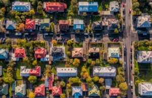 Lo que necesita saber sobre el proyecto de ley de vivienda asequible que Trump se niega a firmar
| Economy,housing,trump,affordable-housing,construction Lo que necesita saber sobre el proyecto de ley de vivienda asequible que Trump se niega a firmar
| Economy,housing,trump,affordable-housing,construction