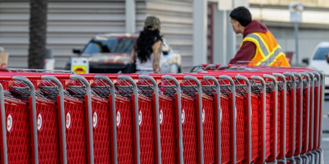 Target lanza un nuevo sistema de seguimiento de asistencia para los trabajadores

 | Retail,target,retail,customer-experience,exclusive,tracking,warehouse-workers