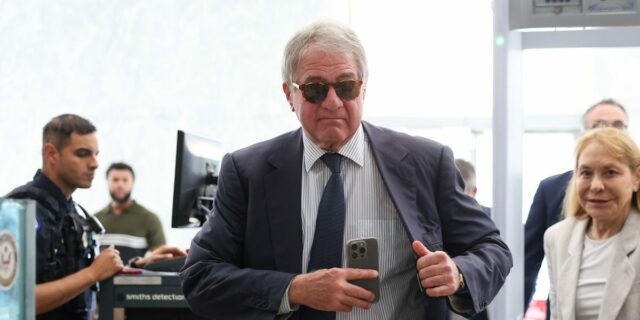 El Congreso cita a Leon Black para entrevistar a Jeffrey Epstein

 | Finance,Politics,Enterprise,leon-black,jeffrey-epstein,house-oversight-committee,limited-synd,enterprise