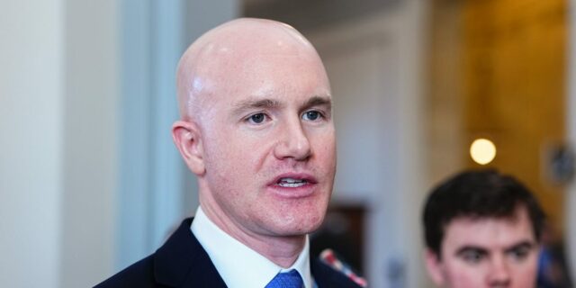 El CEO de Coinbase describió cinco estrategias para mantener bajo el gasto en IA

 | AI,coinbase,brian-armstrong,tokenmaxxing