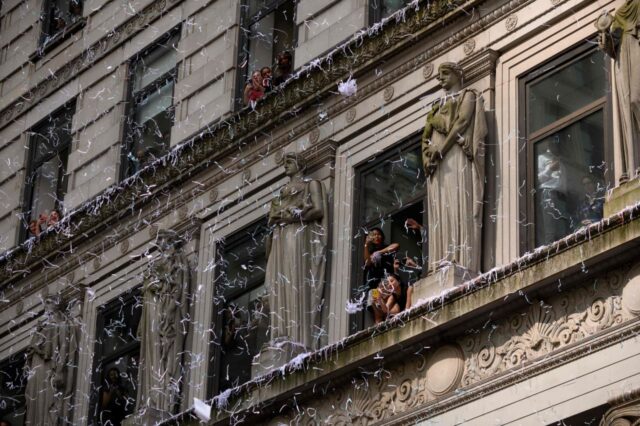 El desfile de los Knicks conquista una realidad moderna: las oficinas casi no utilizan papel

 | 