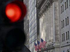 Una nueva ola de reembolsos está asustando al mercado de crédito privado, valorado en 2 billones de dólares.
| Una nueva ola de reembolsos está asustando al mercado de crédito privado, valorado en 2 billones de dólares.
|