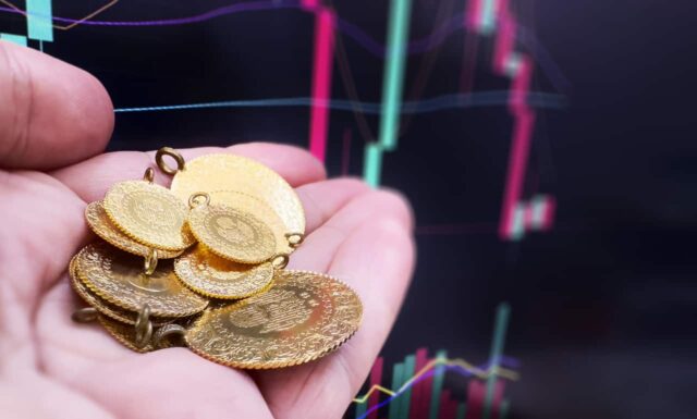 El gran mito del oro: por qué el metal precioso El gran mito del oro: por qué el metal precioso no es el manto de guerra que nos dicen que es.
|