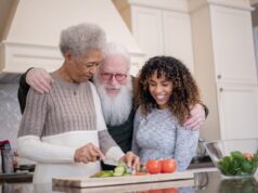 “Nos incomoda”: tenemos 70 años y nuestro único hijo tiene 40 años. ¿Le decimos que le dejamos todo a Él?
| “Nos incomoda”: tenemos 70 años y nuestro único hijo tiene 40 años. ¿Le decimos que le dejamos todo a Él?
|