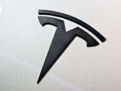 JP Morgan pone fin a la llamada bajista de Tesla que pronosticaba que las acciones caerían un 65%
| JP Morgan pone fin a la llamada bajista de Tesla que pronosticaba que las acciones caerían un 65%
|