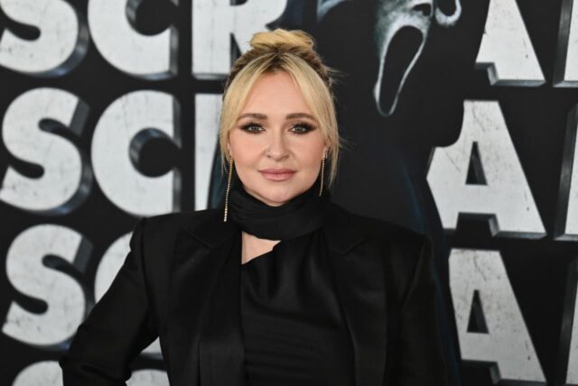 La casa de la infancia de Hayden Panettiere vuelve a ponerse en venta por 3,7 millones de dólares, haciéndose eco del pasado 'brutal' de sus memorias

 | 