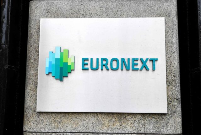 Se suspende la negociación de una empresa de servidores francesa después de que las acusaciones de los vendedores en corto provocaran el colapso de las acciones

 | 