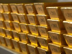 Los bancos centrales planean seguir comprando más oro. Aquí hay un paso interesante que dan para almacenarlo de forma segura.
| Los bancos centrales planean seguir comprando más oro. Aquí hay un paso interesante que dan para almacenarlo de forma segura.
|