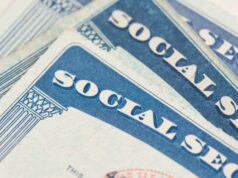 La Seguridad Social corre el riesgo de insolvencia en 2032, cuando solo pagaría el 78% de las prestaciones
| La Seguridad Social corre el riesgo de insolvencia en 2032, cuando solo pagaría el 78% de las prestaciones
|