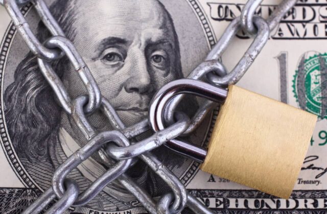 En medio de los esfuerzos por debilitar al organismo de control financiero más estricto de Washington

 | 