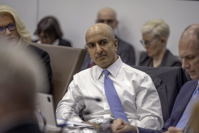 Kashkari de la Reserva Federal ahora espera que las tasas de interés suban este año. Esto es lo que le hizo cambiar de opinión.

 | 