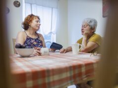“Está jubilada”: ¿Debería echar mano de mi plan 401(k) para pagar la deuda de tarjeta de crédito de 30.000 dólares de mi madre?
| “Está jubilada”: ¿Debería echar mano de mi plan 401(k) para pagar la deuda de tarjeta de crédito de 30.000 dólares de mi madre?
|