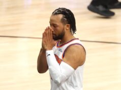 Los precios de las entradas de los Knicks caen más del 50 % antes del tercer partido en el MSG, pero no sólo porque Trump se vaya
| Los precios de las entradas de los Knicks caen más del 50 % antes del tercer partido en el MSG, pero no sólo porque Trump se vaya
|