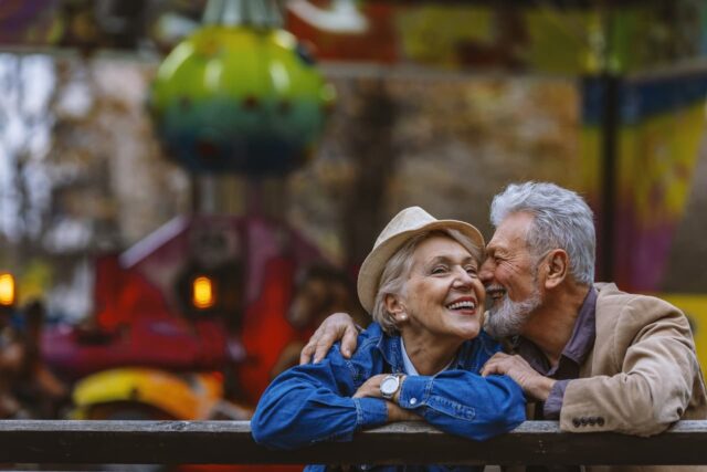 Mi marido y yo tenemos 75 años. Tenemos $1,5 millones Mi marido y yo tenemos 75 años. Tenemos $1,5 millones en acciones y $425 000 en ahorros. ¿Es demasiado dinero?
|
