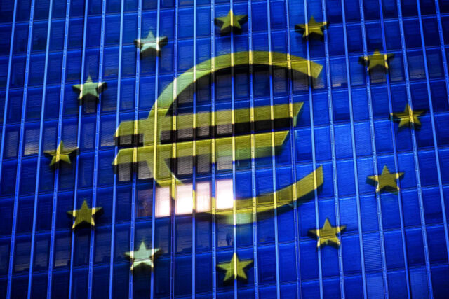 Los mercados están descontando una subida de tipos por parte Los mercados están descontando una subida de tipos por parte del Banco Central Europeo, que un destacado economista llama un “error en ciernes”.
|