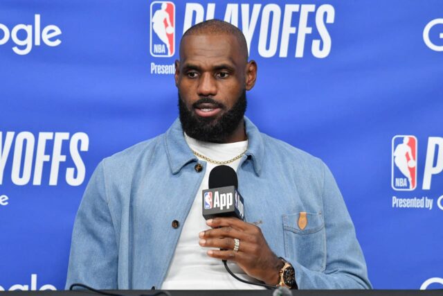 Si LeBron James se une a los Warriors, la plantilla Si LeBron James se une a los Warriors, la plantilla de ese equipo incluirá a algunos de los jugadores más caros de la historia de la NBA.
|