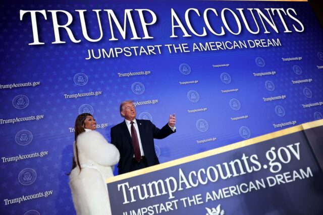 Sólo una fracción de los niños elegibles están inscritos en Sólo una fracción de los niños elegibles están inscritos en “cuentas Trump”. En total, podrían perder miles de millones de dólares en riqueza.
|