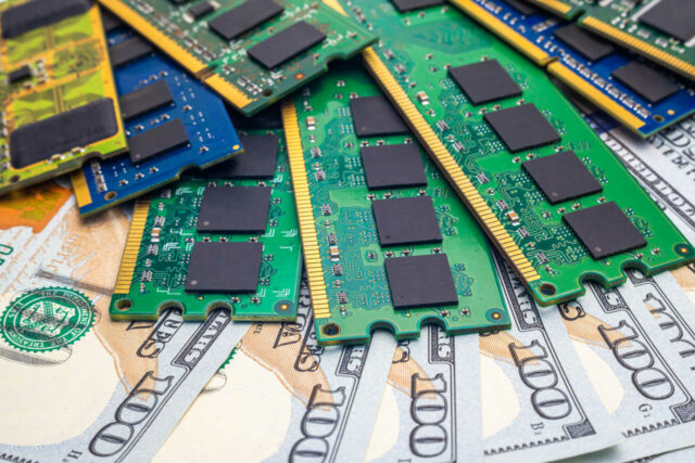 Micron y otras acciones de memoria están teniendo el mejor Micron y otras acciones de memoria están teniendo el mejor año de su historia. ¿Por qué siempre parecen tan baratos?
|