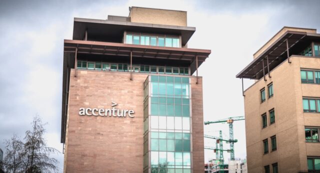 Dos razones principales por las que las acciones de Accenture Dos razones principales por las que las acciones de Accenture están cayendo tras las ganancias
|