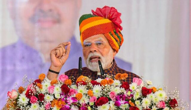 El primer ministro indio, Narendra Modi, se reúne con Prabowo El primer ministro indio, Narendra Modi, se reúne con Prabowo en Yakarta el 6 de julio
|