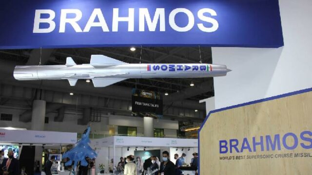 ¿Es correcta la política de adquisición de misiles BrahMos y ¿Es correcta la política de adquisición de misiles BrahMos y Astra?
|