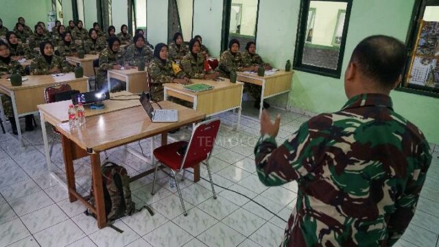 Ministerio de Defensa: se ha modificado el programa de formación Ministerio de Defensa: se ha modificado el programa de formación de candidatos a puestos directivos en el Kopdes
|