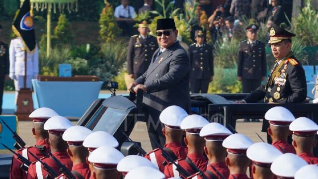 Prabowo: No permitamos que intereses extranjeros dañen nuestra democracia

 | 