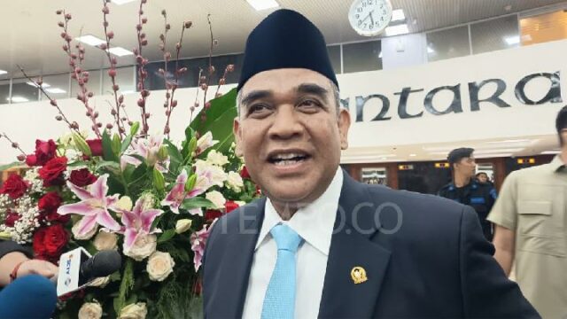 Respuesta de un académico al envío del presidente del MPR Respuesta de un académico al envío del presidente del MPR a Irán por parte de Prabowo
|
