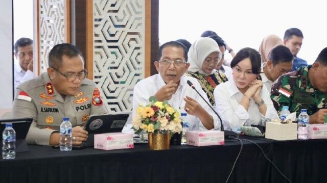 Ante la ola migratoria, el alcalde de Batam pide a Ante la ola migratoria, el alcalde de Batam pide a la RPD su apoyo para la redacción de un especialista en Lex sobre la población
|