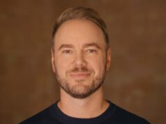 Por qué Lantern, una startup de comercio electrónico, optó por GEO y las herramientas de marketing de agentes
| Advertising,Tech,pitch-deck,ai,agentic-commerce,startup,limited-synd,exclusive Por qué Lantern, una startup de comercio electrónico, optó por GEO y las herramientas de marketing de agentes
| Advertising,Tech,pitch-deck,ai,agentic-commerce,startup,limited-synd,exclusive