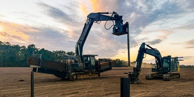 Robots autónomos producen energía solar para el centro de datos Hyperion de Meta

 | AI,robotics,exclusive