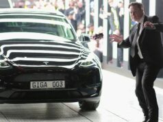 El precio de las acciones de Tesla cae a pesar de que las entregas de automóviles superaron las expectativas
| Transportation,tesla,elon-musk,evs El precio de las acciones de Tesla cae a pesar de que las entregas de automóviles superaron las expectativas
| Transportation,tesla,elon-musk,evs