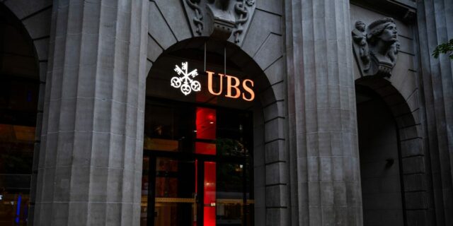 UBS dice que el 60% de las empresas con las que habló están "limitando su gasto en IA"

 | AI,Tech,ubs,ai