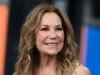 Kathie Lee Gifford dice que el dolor crónico dificulta jugar con sus nietos
| Health,Entertainment,chronic-pain,aging,kathie-lee-gifford,grandparent Kathie Lee Gifford dice que el dolor crónico dificulta jugar con sus nietos
| Health,Entertainment,chronic-pain,aging,kathie-lee-gifford,grandparent