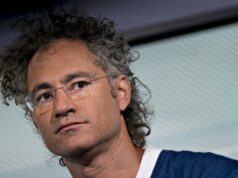 Alex Karp dice que los modelos de IA están «irresponsablemente sobrevendidos»
| Tech,AI,palantir,alexander-karp,token,ai,dario-amodei Alex Karp dice que los modelos de IA están "irresponsablemente sobrevendidos"
| Tech,AI,palantir,alexander-karp,token,ai,dario-amodei
