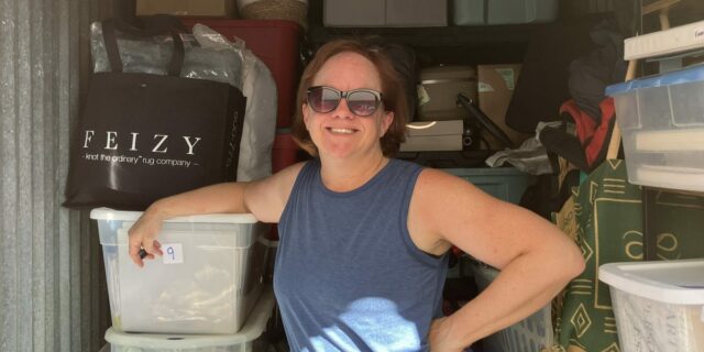 Pasé de un adosado de 3 dormitorios a viajar con 2 maletas

 | Health,health,health-freelancer,downsizing,decluttering,moving,july-4-save-2026
