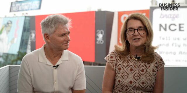Los CMO de Amex y la NFL hablan sobre una Los CMO de Amex y la NFL hablan sobre una nueva asociación
| Advertising,cannes-videos-2026,marketing,advertising,cmo-insider,nfl,american-express