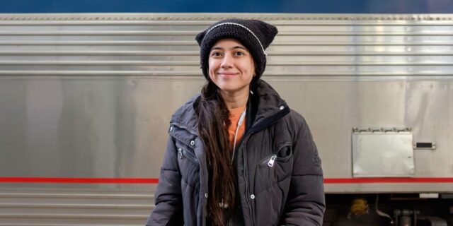 California Zephyr: las mejores y peores partes del tren Amtrak de 53 horas

 | Travel,travel,lifestyle,amtrak,amtrak-bedroom,chicago-california-zephyr-2026,overnight-trains,photo-slideshow,visual-features