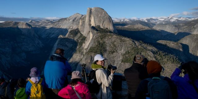 Qué esperar en los parques nacionales este verano: multitudes, menos reservas

 | Travel,national-parks