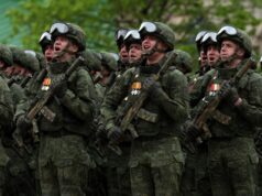 Tropas rusas obligadas a caminar 18 millas debido a la interrupción de las líneas de suministro
| Military & Defense,ukraine-war,drone-warfare,mykhailo-fedorov Tropas rusas obligadas a caminar 18 millas debido a la interrupción de las líneas de suministro
| Military & Defense,ukraine-war,drone-warfare,mykhailo-fedorov
