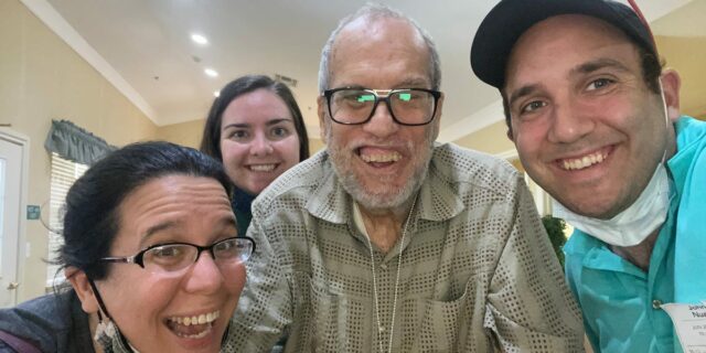 Le construí una casa a mi padre con demencia y pagué 120.000 dólares para mantenerlo

 | Economy,Health,Parenting,dementia,caregiving,elder-care,long-term-care,family,sandwich-generation,personal-finance