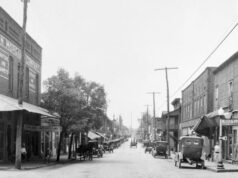 Fotos antiguas muestran la vida en un pequeño pueblo de Estados Unidos hace 100 años
| Economy,Travel,features,small-towns,united-states,history,life-holiday-save-2025 Fotos antiguas muestran la vida en un pequeño pueblo de Estados Unidos hace 100 años
| Economy,Travel,features,small-towns,united-states,history,life-holiday-save-2025