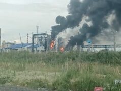 Drones ucranianos volaron a Siberia para atacar una refinería de petróleo clave
| Military & Defense,ukraine-war,drone-warfare,russian-oil Drones ucranianos volaron a Siberia para atacar una refinería de petróleo clave
| Military & Defense,ukraine-war,drone-warfare,russian-oil