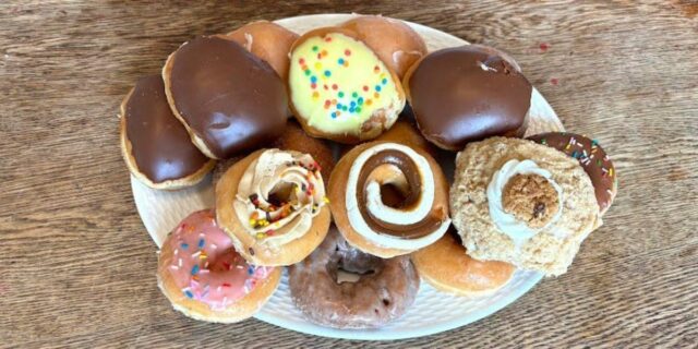 Probé Krispy Kreme Donuts, clasificados de peor a mejor: RESEÑA Probé Krispy Kreme Donuts, clasificados de peor a mejor: RESEÑA
| Food,freelancer-le,food,doughnuts,krispy-kreme,ranking,review