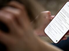 La IA podría curar la soledad pero dañar las relaciones, dice profesor de Yale
| AI,ai,loneliness,modern-loneliness,relationships,trending-uk,long-game-big-bet La IA podría curar la soledad pero dañar las relaciones, dice profesor de Yale
| AI,ai,loneliness,modern-loneliness,relationships,trending-uk,long-game-big-bet